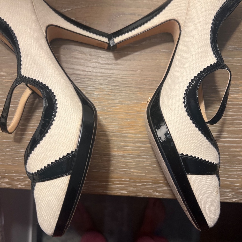 Coel Haan spectator heels with Nike air technology - Picture 2 of 5